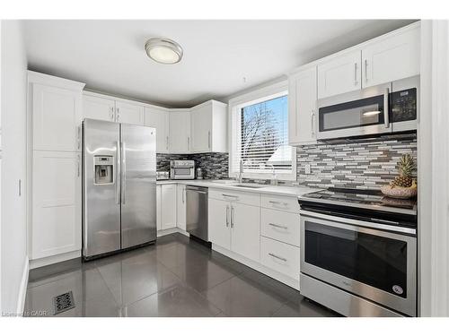 189 East 43Rd Street, Hamilton, ON - Indoor Photo Showing Kitchen With Upgraded Kitchen