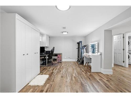 189 East 43Rd Street, Hamilton, ON - Indoor Photo Showing Other Room