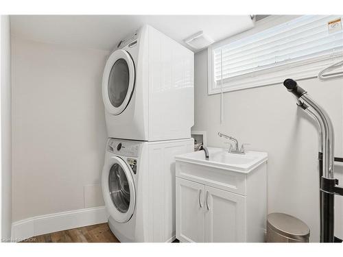 189 East 43Rd Street, Hamilton, ON - Indoor Photo Showing Laundry Room