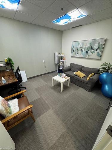 209-565 Sanatorium Street, Hamilton, ON 