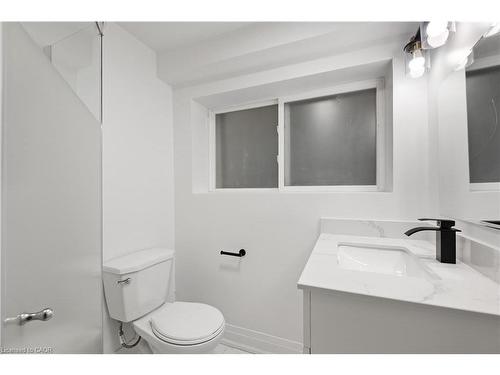69 Hillview Road, St. Catharines, ON - Indoor Photo Showing Bathroom