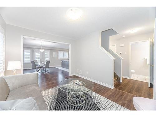 514 Goldenrod Lane, Waterloo, ON - Indoor Photo Showing Living Room