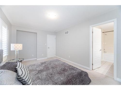514 Goldenrod Lane, Waterloo, ON - Indoor Photo Showing Bedroom
