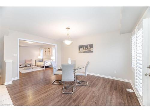 514 Goldenrod Lane, Kitchener, ON - Indoor Photo Showing Dining Room