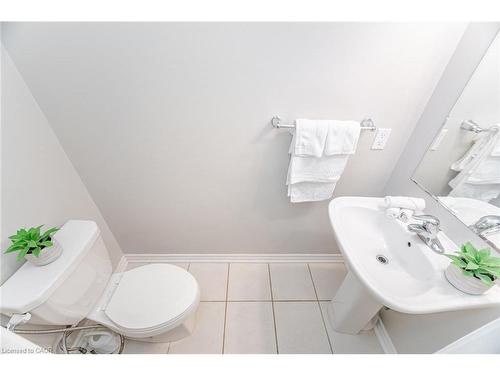 514 Goldenrod Lane, Kitchener, ON - Indoor Photo Showing Bathroom