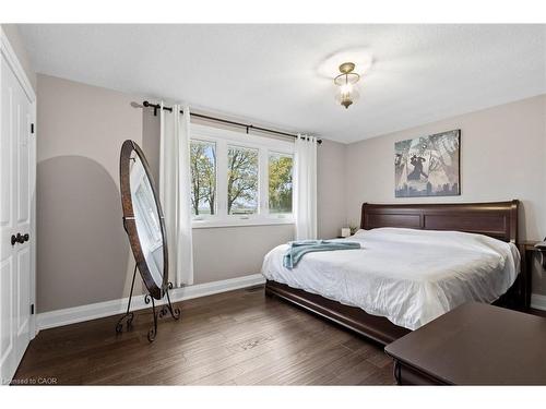 2116 Binbrook Road E, Hamilton, ON - Indoor Photo Showing Bedroom