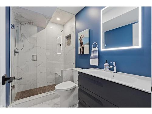 2116 Binbrook Road E, Hamilton, ON - Indoor Photo Showing Bathroom