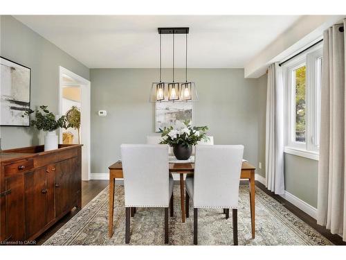 391 Strawberry Crescent, Waterloo, ON - Indoor Photo Showing Dining Room