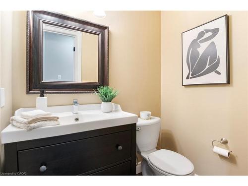 391 Strawberry Crescent, Waterloo, ON - Indoor Photo Showing Bathroom