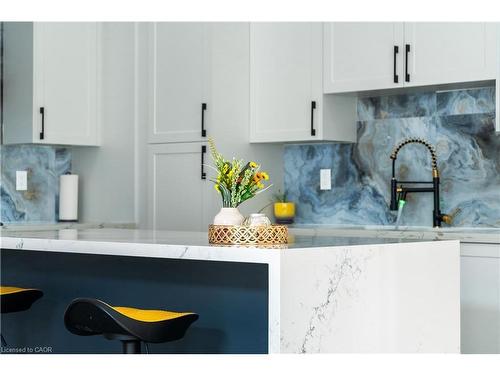 3444 Mosley Gate, Oakville, ON - Indoor Photo Showing Kitchen