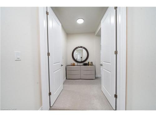 3444 Mosley Gate, Oakville, ON - Indoor Photo Showing Other Room