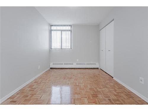601-770 Hager Avenue, Burlington, ON - Indoor Photo Showing Other Room