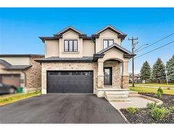 23 Forfar Avenue  Kitchener, ON N2B 2Z7