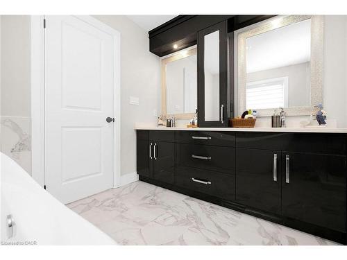 23 Forfar Avenue, Kitchener, ON - Indoor Photo Showing Bathroom