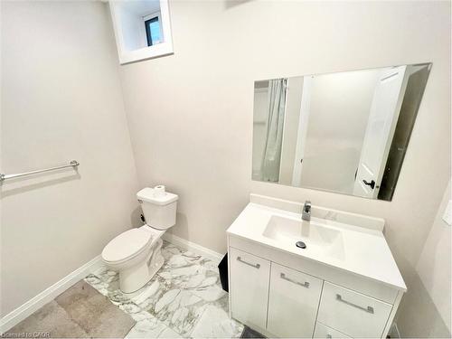 23 Forfar Avenue, Kitchener, ON - Indoor Photo Showing Bathroom