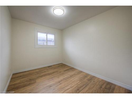 248 Cyrus Street, Cambridge, ON - Indoor Photo Showing Other Room