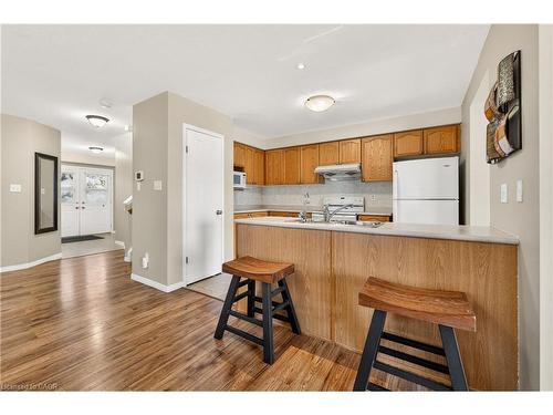 775 Karlsfeld Road, Waterloo, ON - Indoor Photo Showing Kitchen