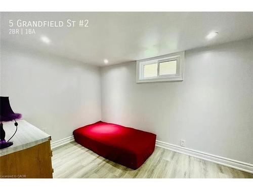 5 Grandfield Street, Hamilton, ON - Indoor Photo Showing Other Room