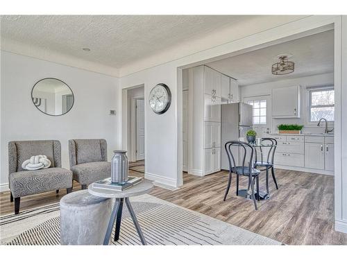 88 East 44Th Street, Hamilton, ON - Indoor Photo Showing Other Room