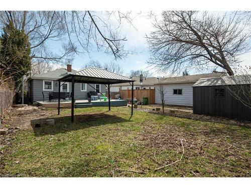 88 East 44Th Street, Hamilton, ON - Outdoor With Deck Patio Veranda