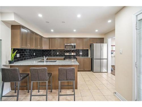 11 Keith Crescent, Niagara-On-The-Lake, ON - Indoor Photo Showing Kitchen With Stainless Steel Kitchen With Double Sink