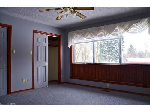 1045 Tremaine Avenue S, Listowel, ON - Indoor