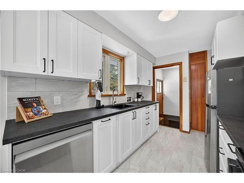 245 Victoria Street W, Dundalk, ON - Indoor Photo Showing Kitchen