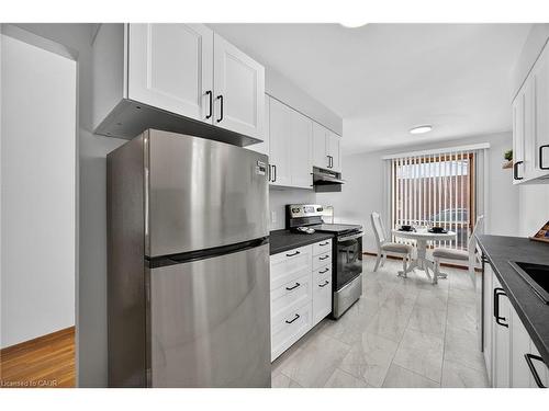 245 Victoria Street W, Dundalk, ON - Indoor Photo Showing Kitchen