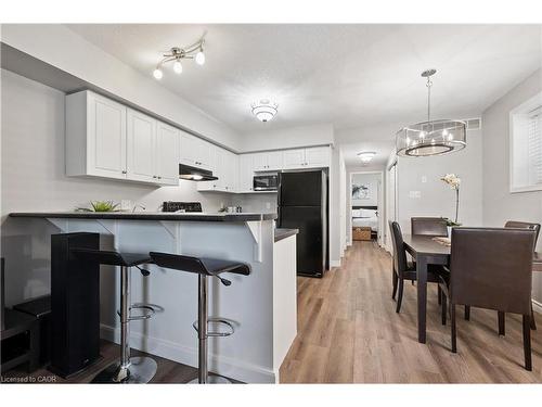 9D-50 Howe Drive, Kitchener, ON - Indoor Photo Showing Other Room