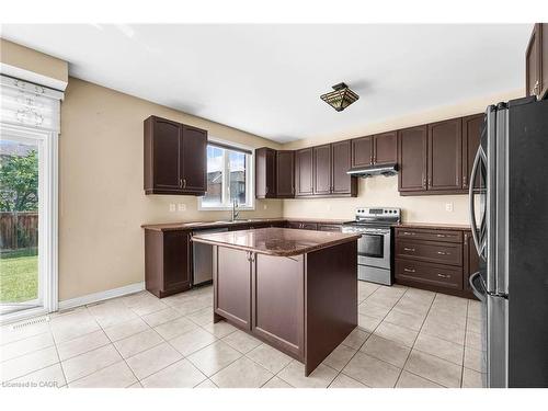 5 Decorso Drive, Brampton, ON - Indoor Photo Showing Kitchen