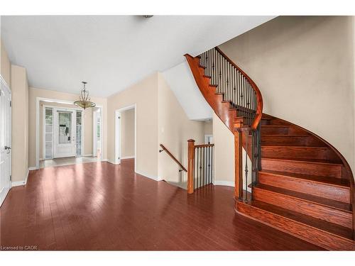 5 Decorso Drive, Brampton, ON - Indoor Photo Showing Other Room