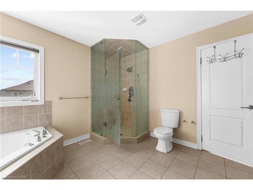 5 Decorso Drive, Brampton, ON - Indoor Photo Showing Bathroom