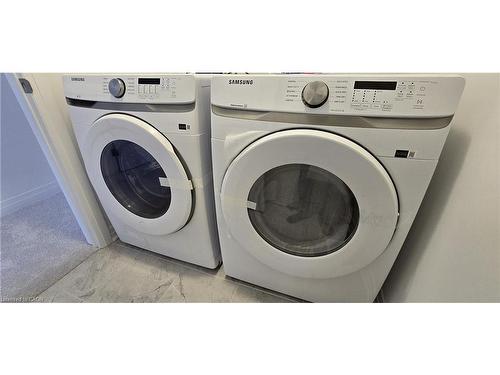 925 Douro Street, Stratford, ON - Indoor Photo Showing Laundry Room