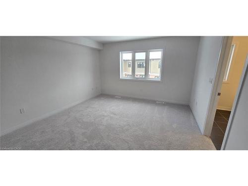 925 Douro Street, Stratford, ON - Indoor Photo Showing Other Room