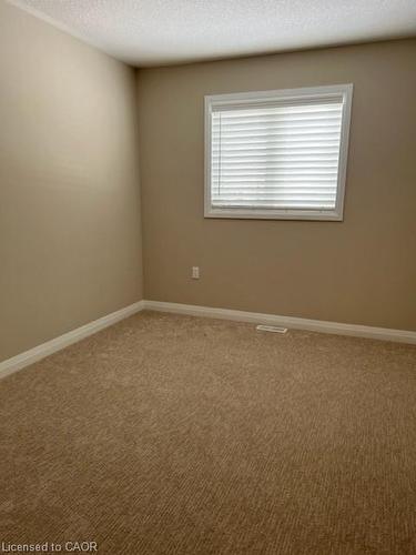 116 Laguna Village Crescent, Hamilton, ON - Indoor Photo Showing Other Room