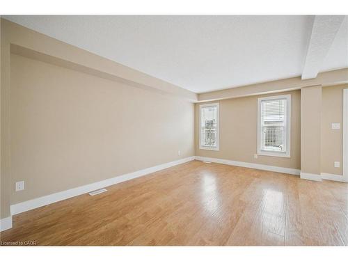 298 Sophia Crescent, Kitchener, ON - Indoor Photo Showing Other Room