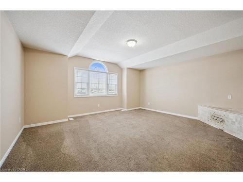 298 Sophia Crescent, Kitchener, ON - Indoor Photo Showing Other Room