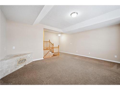 298 Sophia Crescent, Kitchener, ON - Indoor Photo Showing Other Room