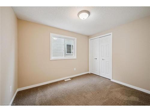 298 Sophia Crescent, Kitchener, ON - Indoor Photo Showing Other Room