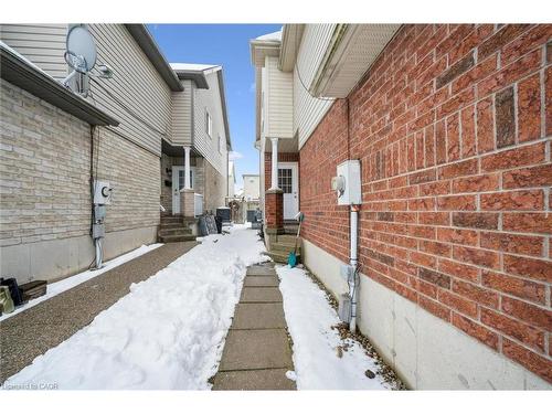 298 Sophia Crescent, Kitchener, ON - Outdoor