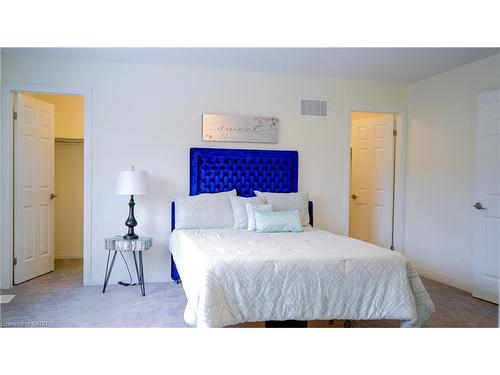 18 Brewis Street, Paris, ON - Indoor Photo Showing Bedroom