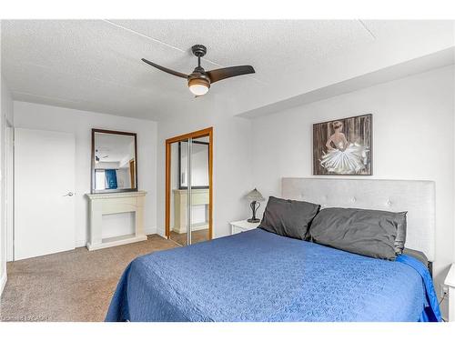 226-42 Tannery Street E, Cambridge, ON - Indoor Photo Showing Bedroom