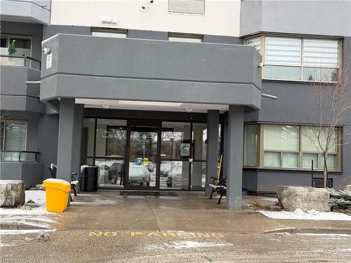 919-200 Jamieson Parkway, Cambridge, ON - Outdoor With Balcony