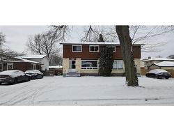 6753 Wilinger Street  Niagara Falls, ON L2J 2B4