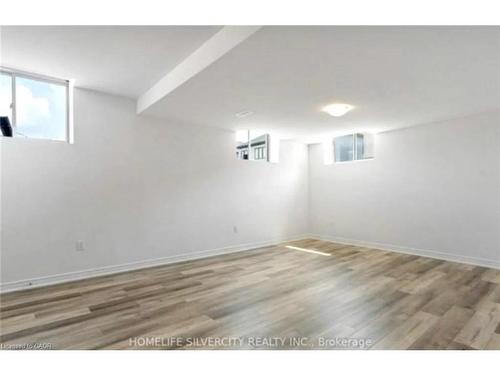 Lower-23 Holder Drive, Brantford, ON - Indoor Photo Showing Other Room
