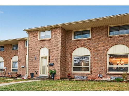 15-150 Gateshead Crescent, Stoney Creek, ON - Outdoor With Exterior