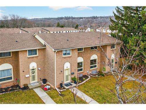 15-150 Gateshead Crescent, Stoney Creek, ON - Outdoor