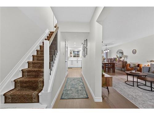 15-150 Gateshead Crescent, Stoney Creek, ON - Indoor Photo Showing Other Room