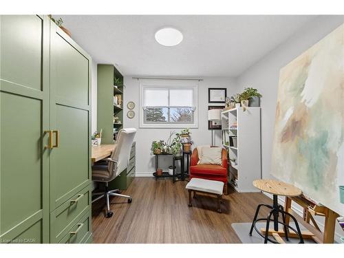 15-150 Gateshead Crescent, Stoney Creek, ON - Indoor Photo Showing Other Room