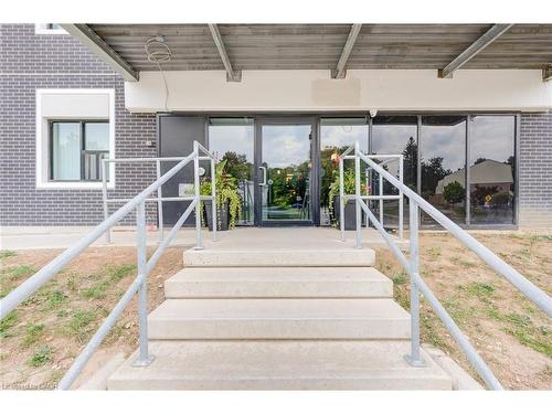 911-595 Strasburg Road, Kitchener, ON -  Photo Showing Other Room